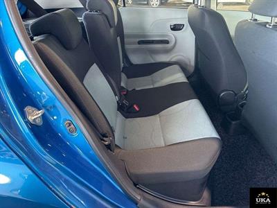 2013 Toyota Aqua - Thumbnail