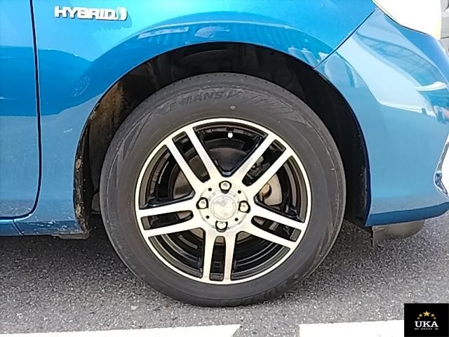 2013 Toyota Aqua