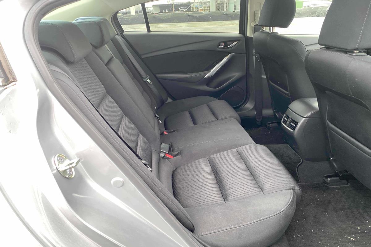 2016 Mazda Atenza