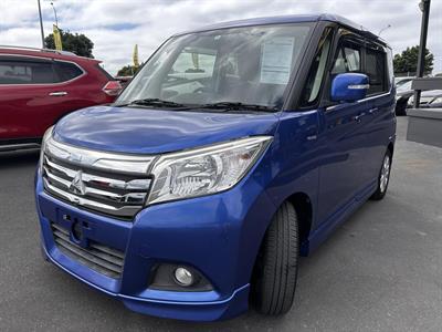 2016 Mitsubishi Delica - Thumbnail