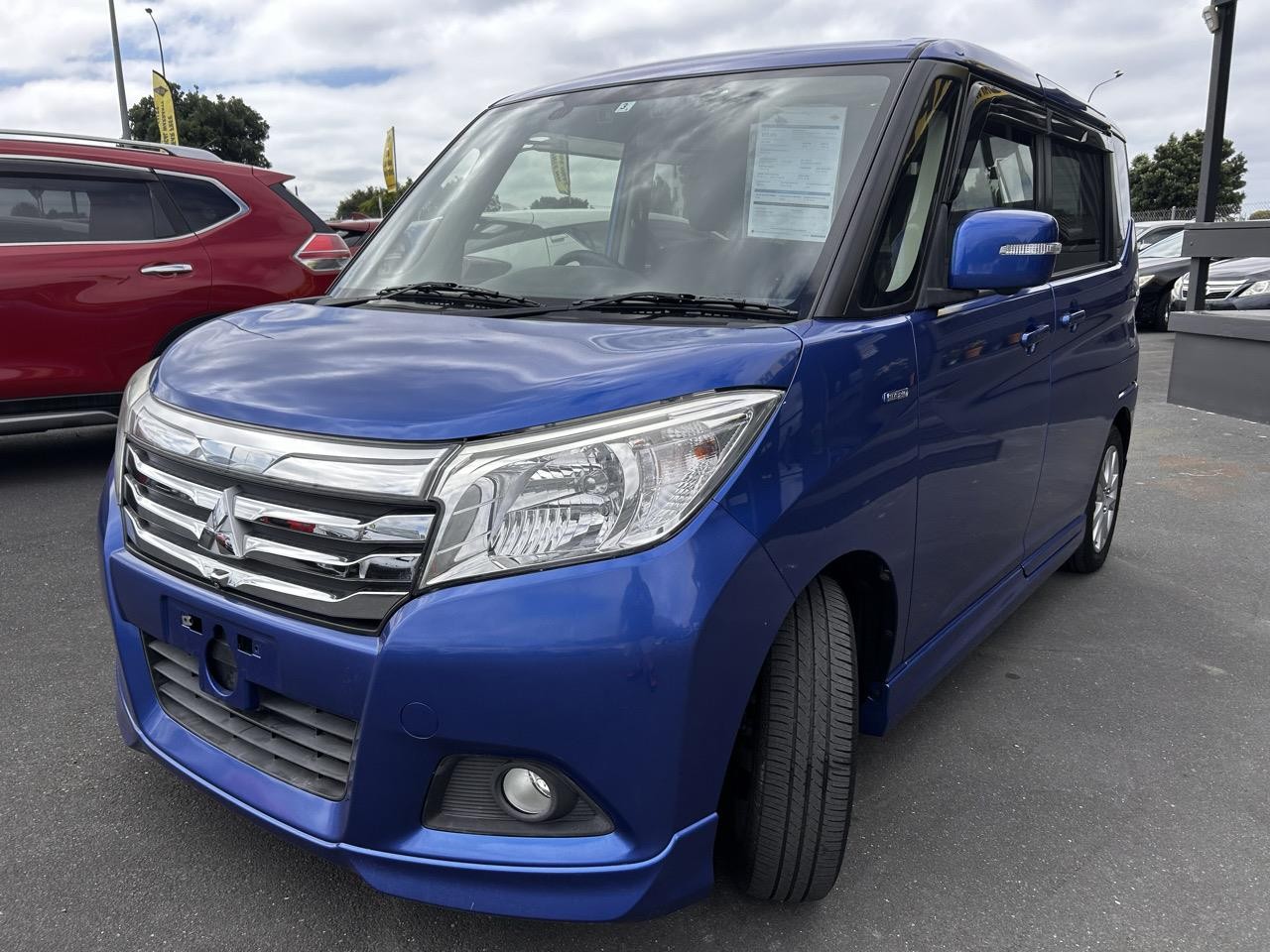 2016 Mitsubishi Delica