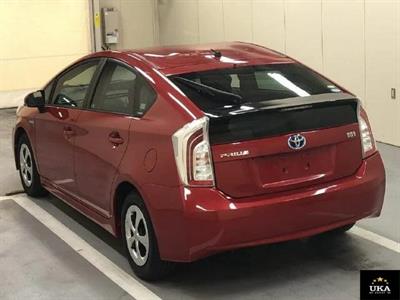 2013 Toyota Prius - Thumbnail