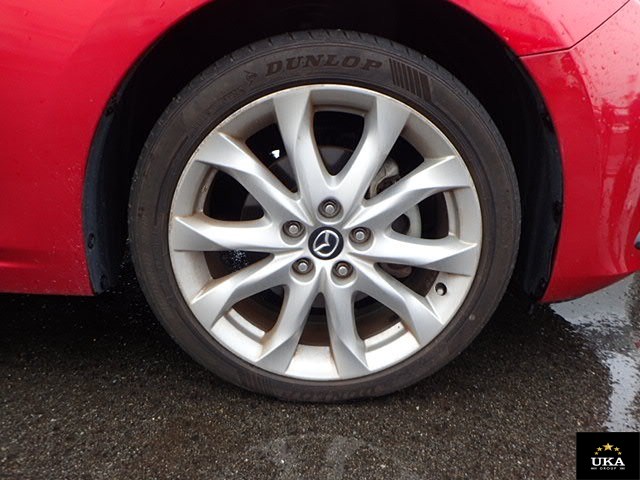 2014 Mazda Axela