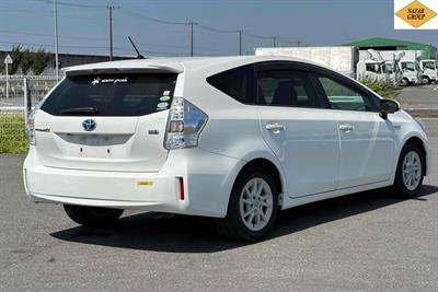 2013 Toyota Prius - Thumbnail