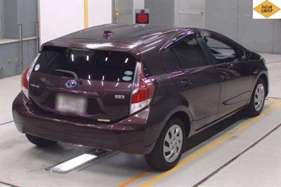 2015 Toyota Aqua - Thumbnail