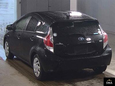 2015 Toyota Aqua - Thumbnail