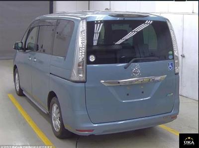 2014 Nissan Serena - Thumbnail