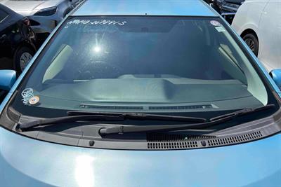 2012 Toyota Aqua - Thumbnail