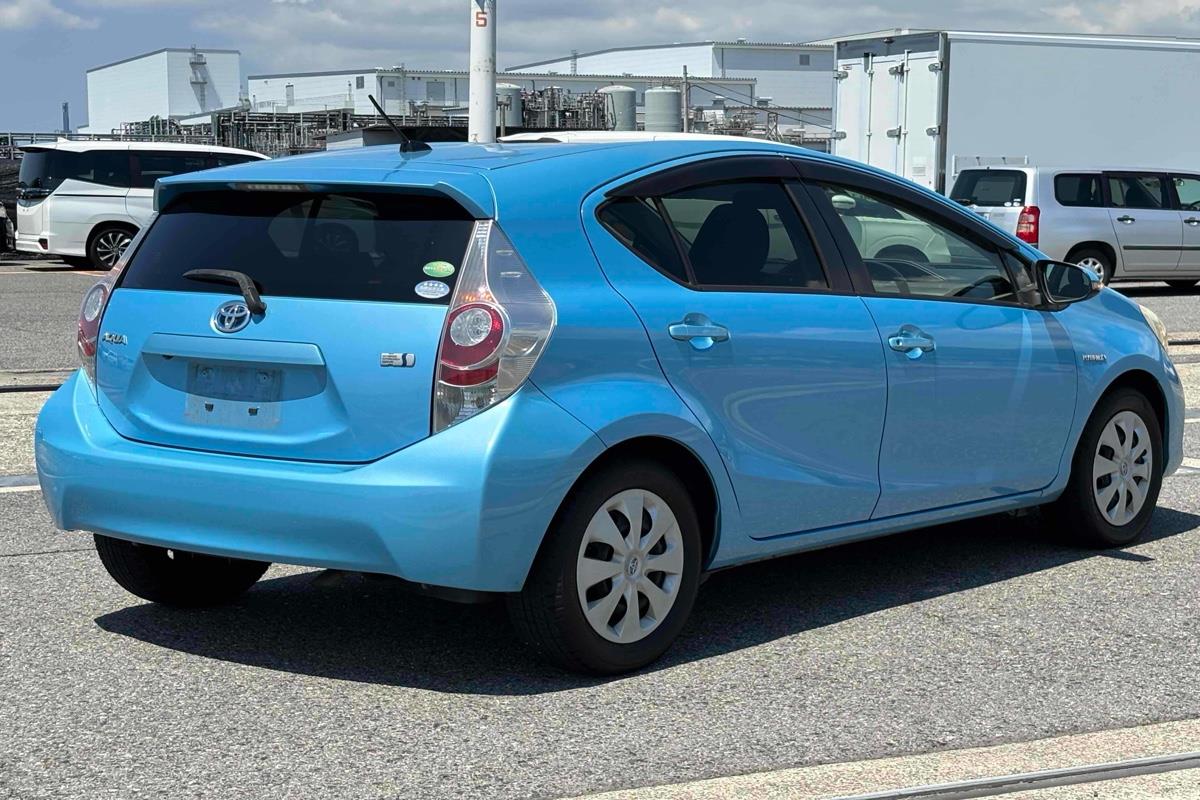 2012 Toyota Aqua