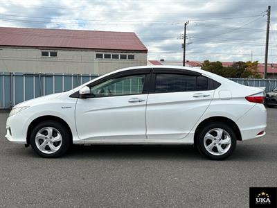 2015 Honda Grace - Thumbnail