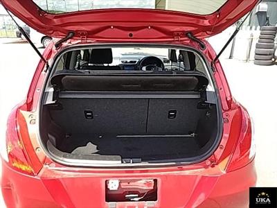 2016 Suzuki Swift - Thumbnail