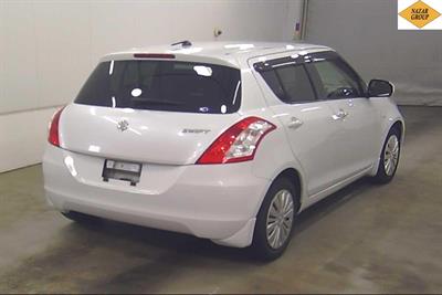 2014 Suzuki Swift - Thumbnail