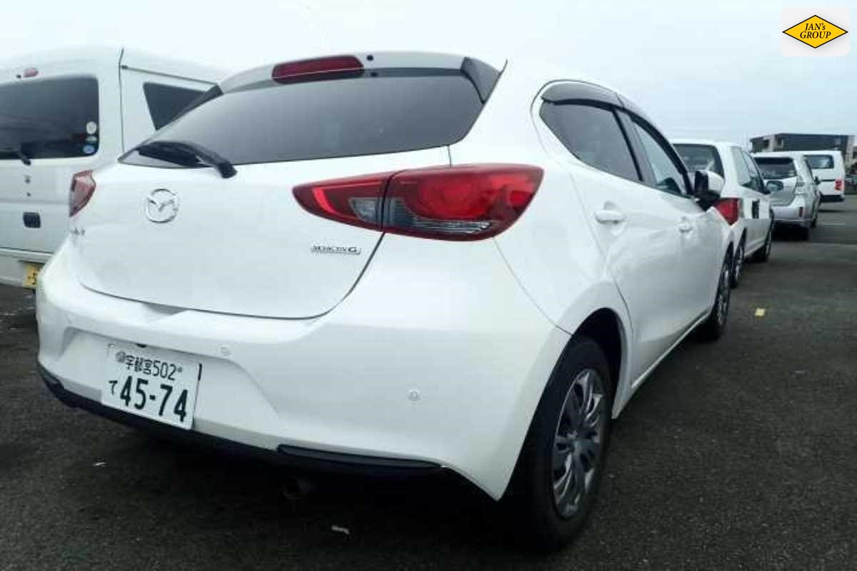 2020 Mazda 2