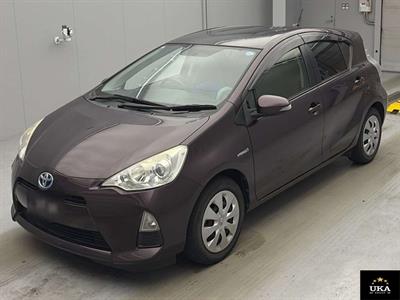 2015 Toyota Aqua - Thumbnail