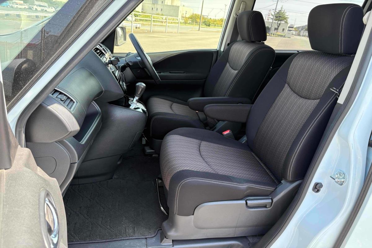 2014 Nissan Serena