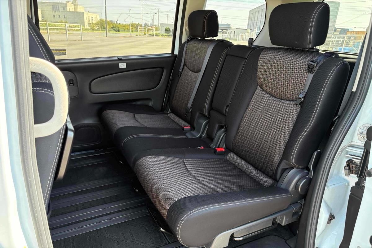 2014 Nissan Serena