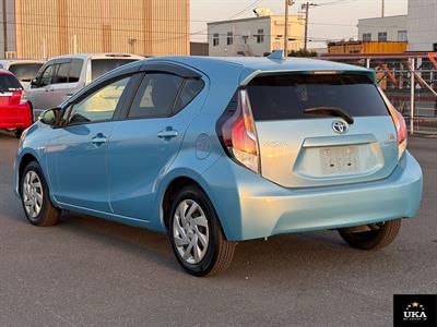 2015 Toyota Aqua - Thumbnail