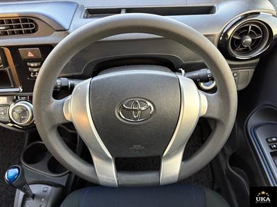 2015 Toyota Aqua - Thumbnail
