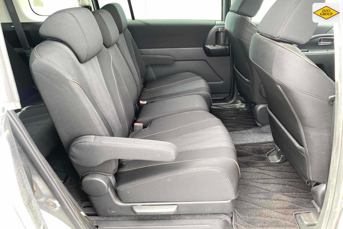 2014 Nissan Lafesta