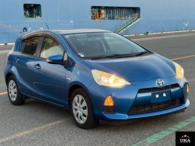 2013 Toyota Aqua - Thumbnail