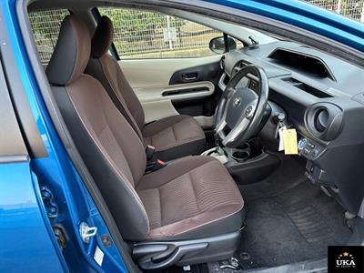 2013 Toyota Aqua - Thumbnail