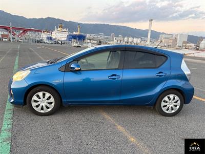 2013 Toyota Aqua - Thumbnail