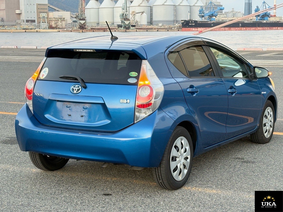 2013 Toyota Aqua