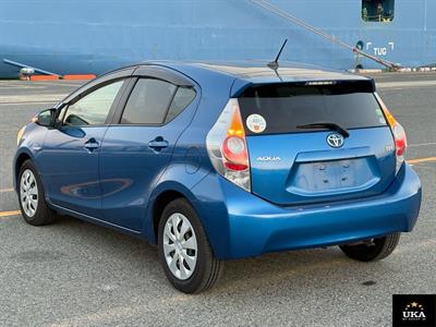 2013 Toyota Aqua - Thumbnail