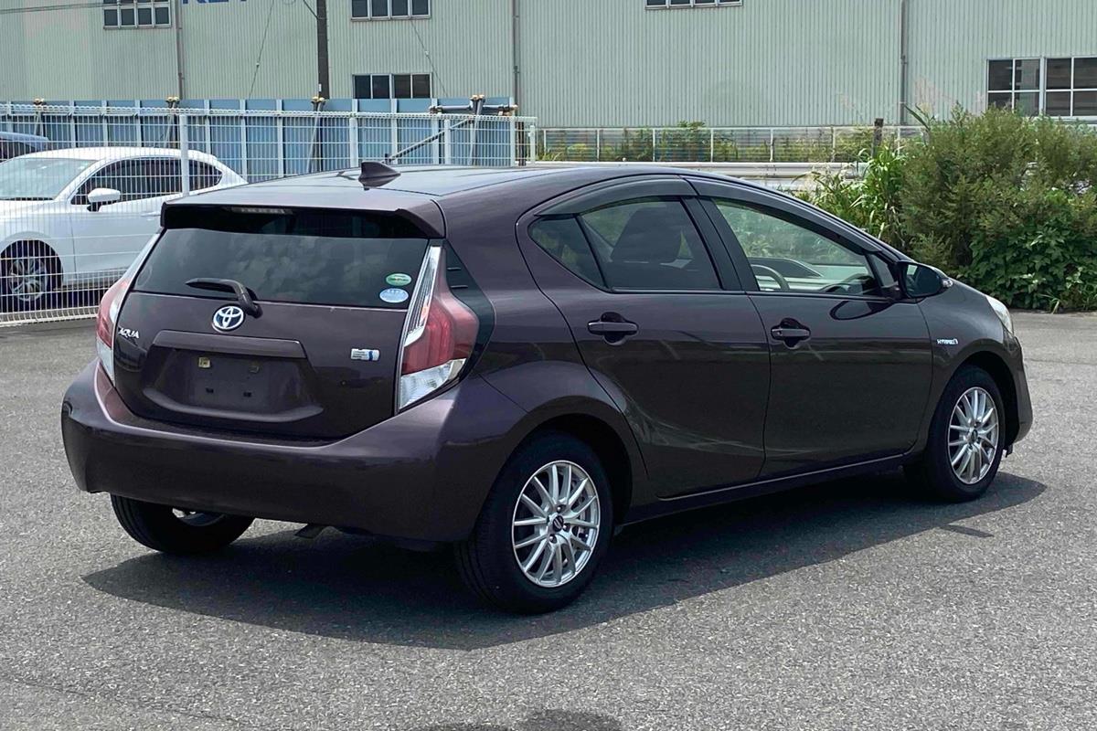 2015 Toyota Aqua