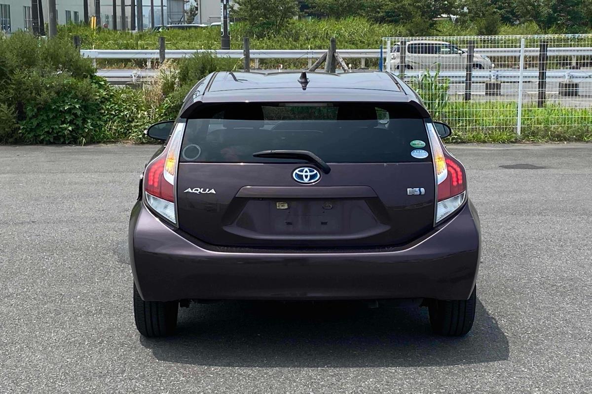 2015 Toyota Aqua