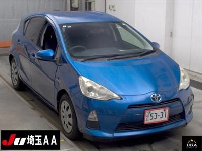 2013 Toyota Aqua - Thumbnail