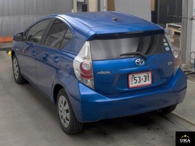 2013 Toyota Aqua - Thumbnail