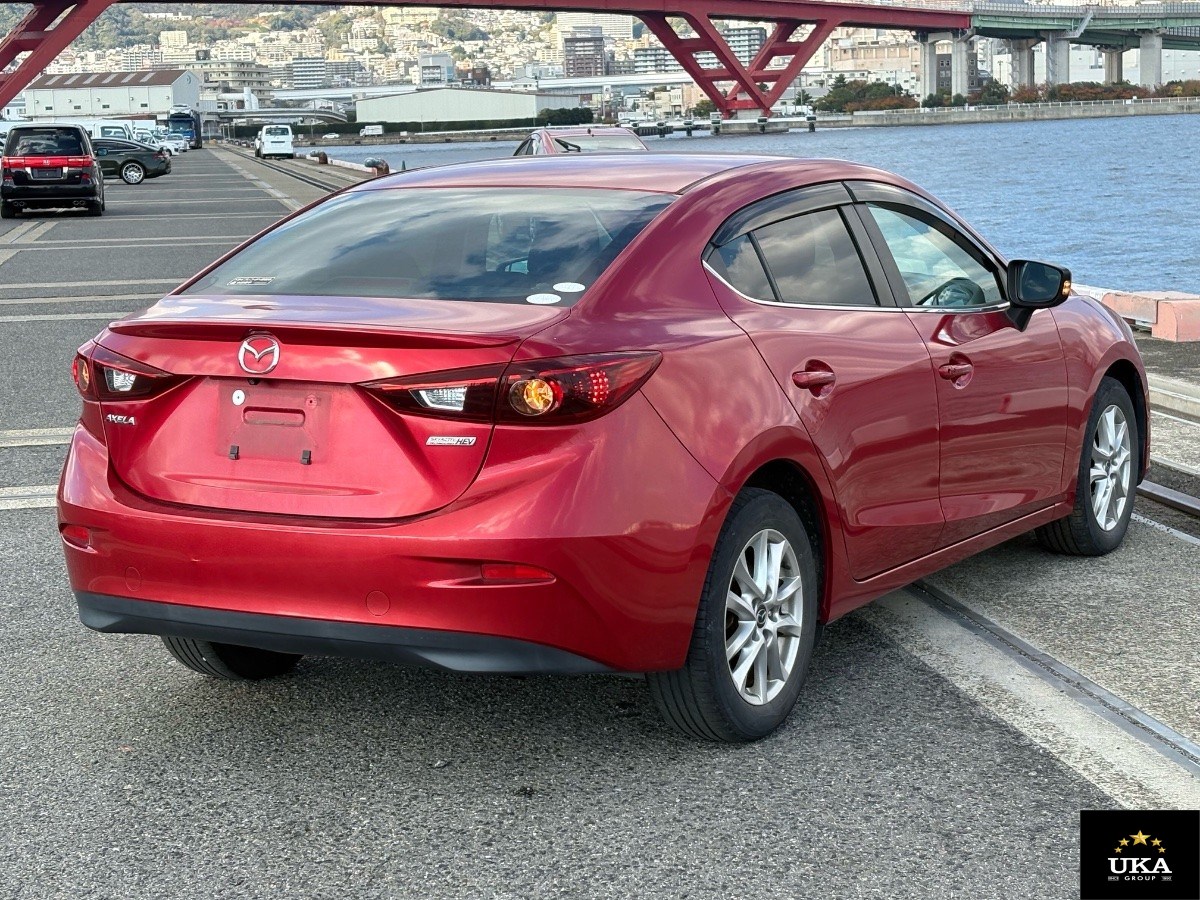 2014 Mazda Axela