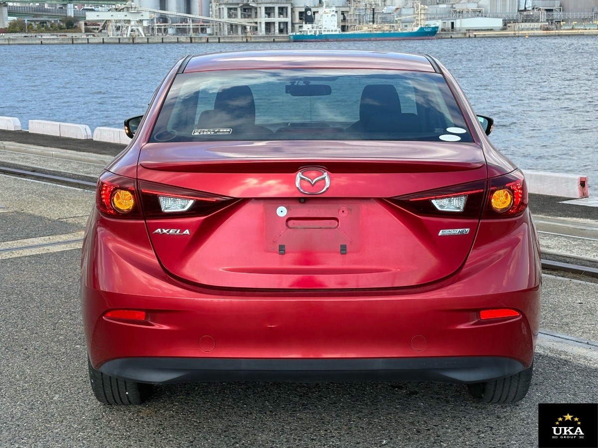 2014 Mazda Axela
