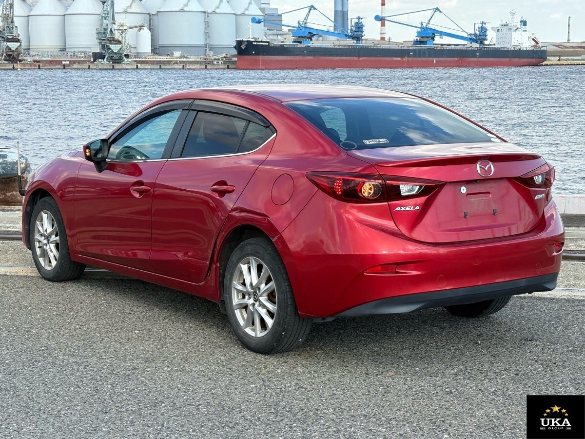 2014 Mazda Axela