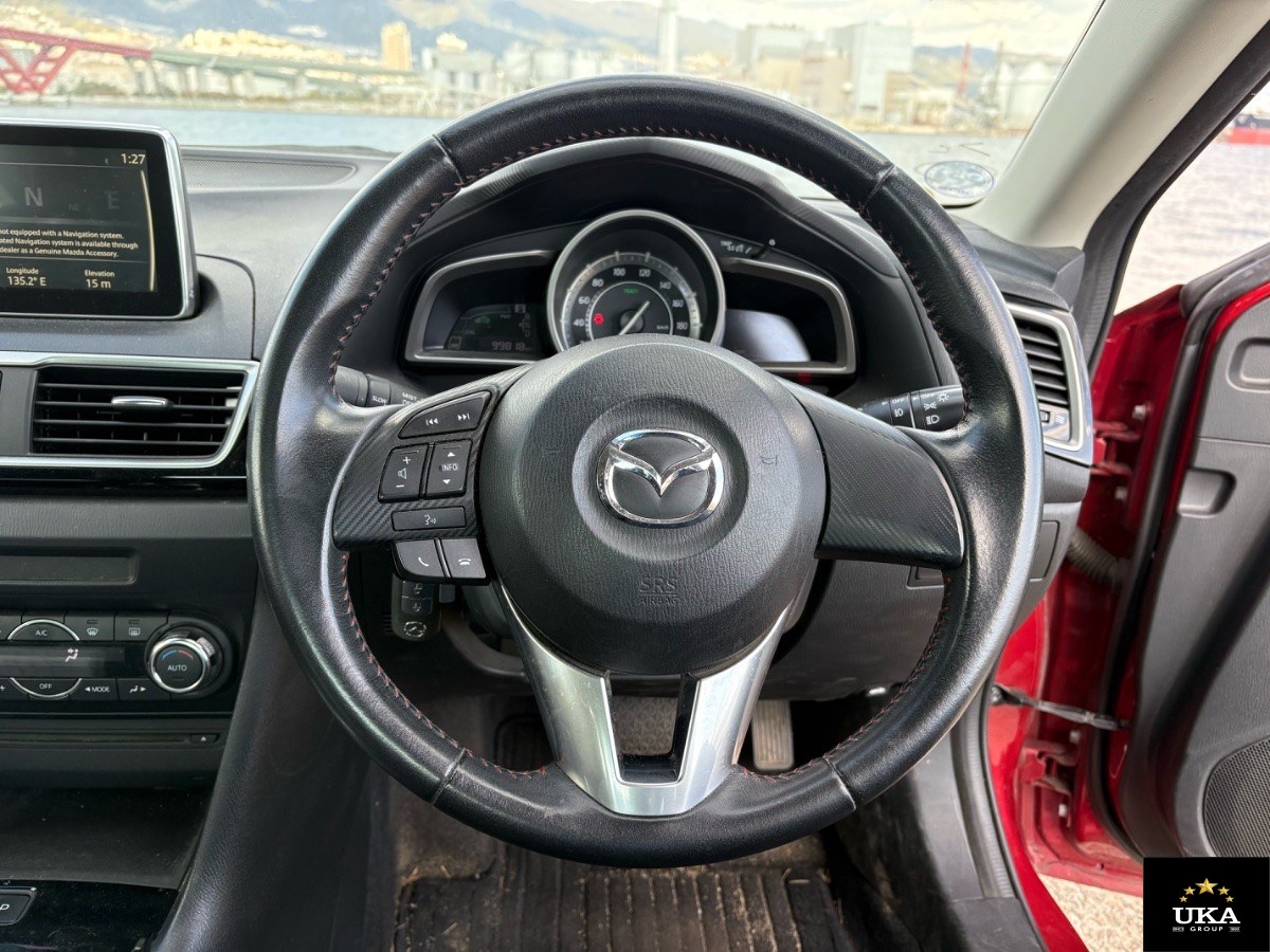 2014 Mazda Axela