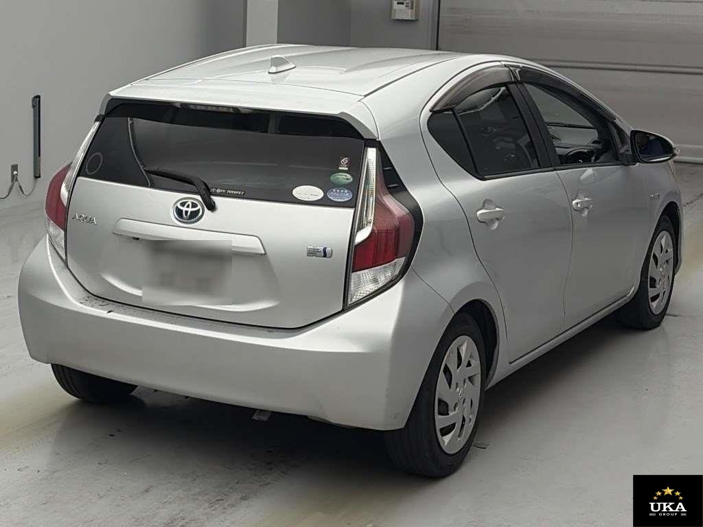 2015 Toyota Aqua