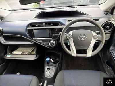 2015 Toyota Aqua - Thumbnail