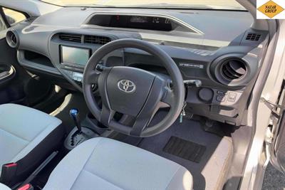 2020 Toyota Aqua - Thumbnail