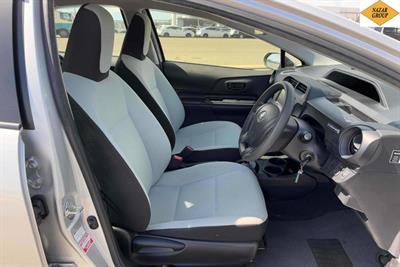 2020 Toyota Aqua - Thumbnail