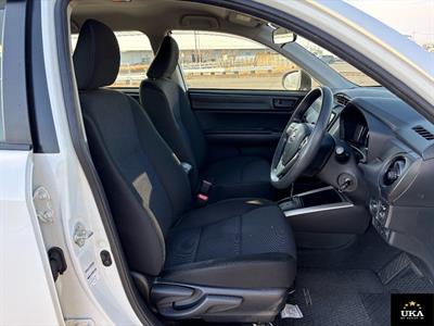 2018 Toyota Corolla - Thumbnail