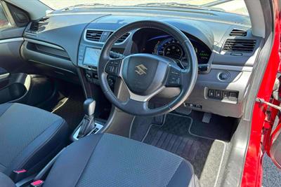 2014 Suzuki Swift - Thumbnail