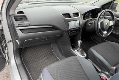 2014 Suzuki Swift - Thumbnail