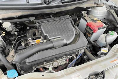 2014 Suzuki Swift - Thumbnail