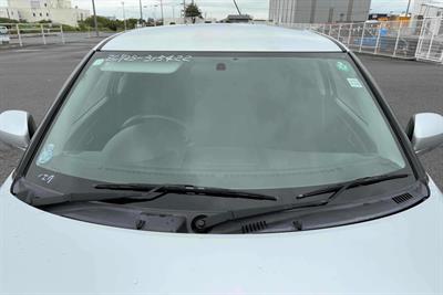 2014 Suzuki Swift - Thumbnail