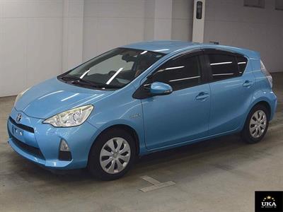 2015 Toyota Aqua - Thumbnail