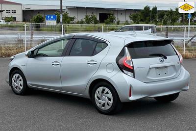2020 Toyota Aqua - Thumbnail