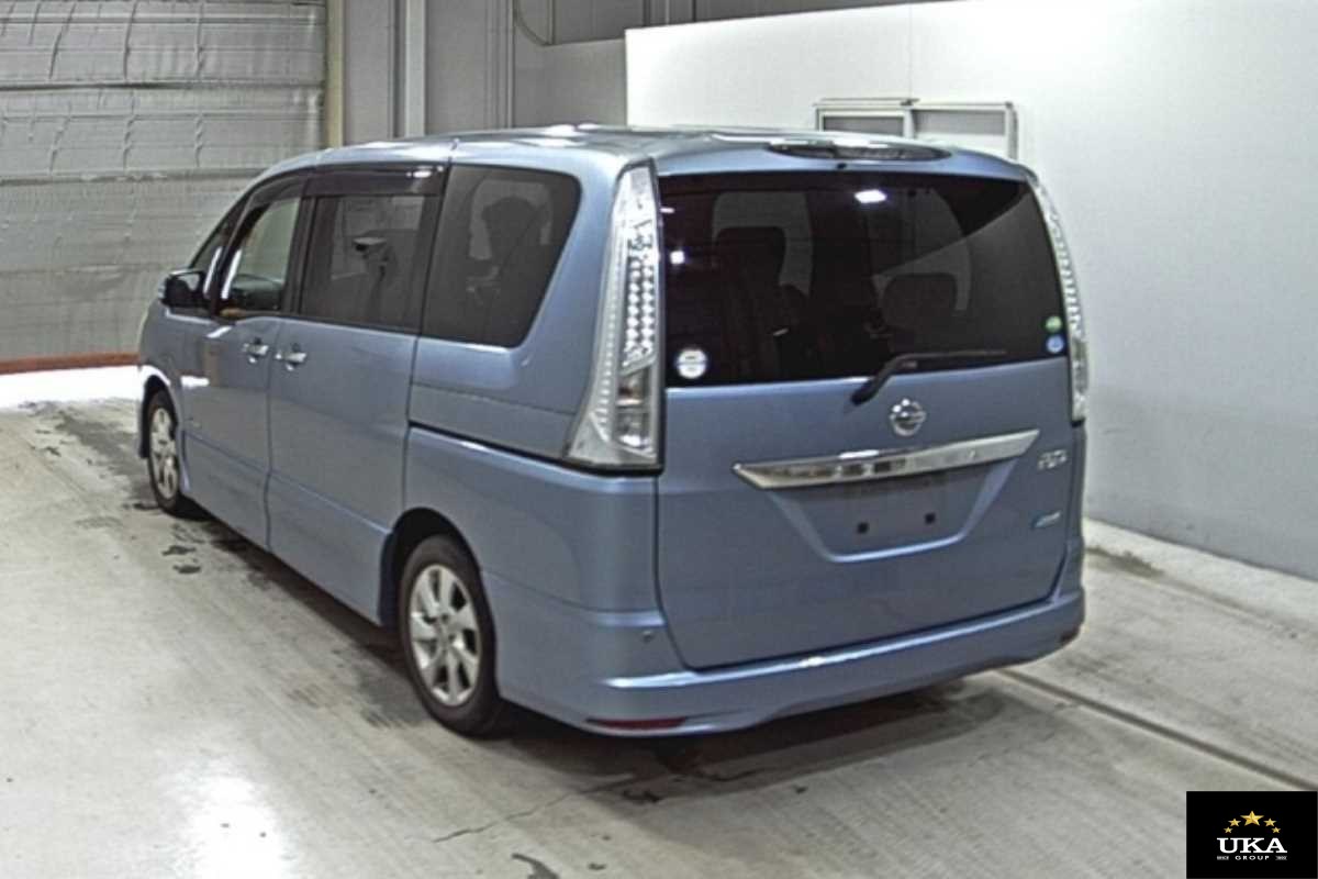 2013 Nissan Serena