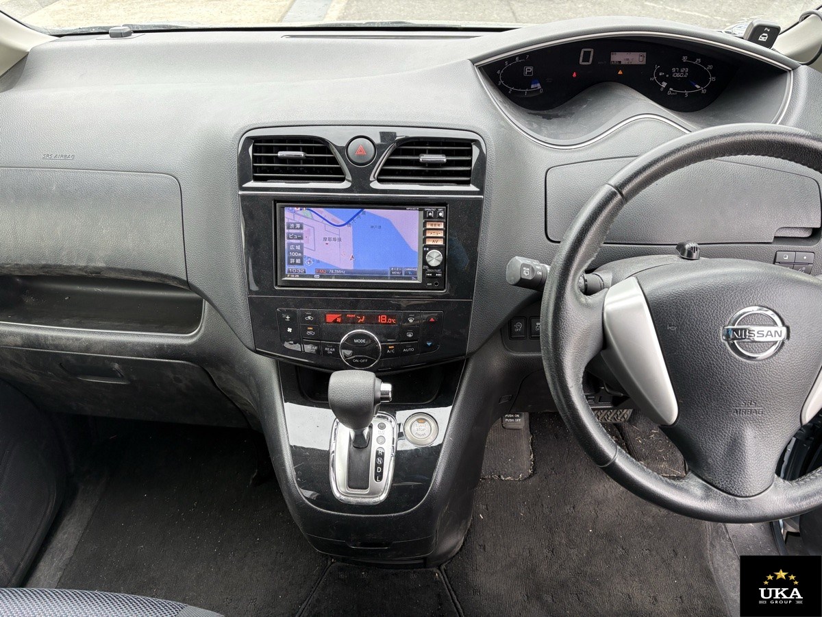 2013 Nissan Serena