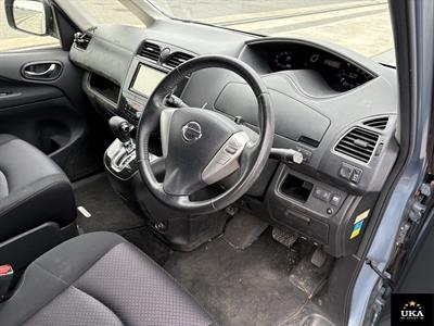 2013 Nissan Serena - Thumbnail